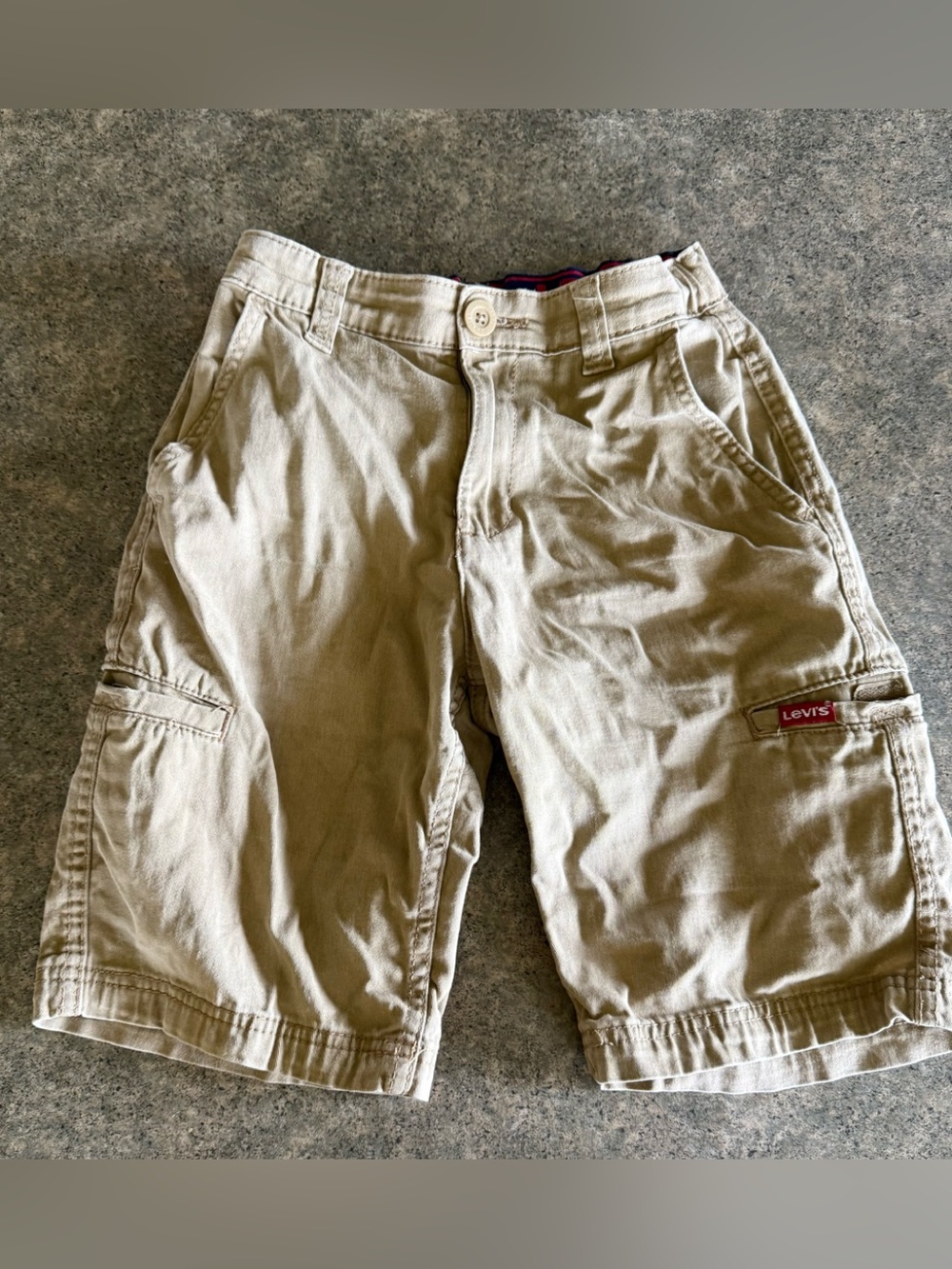 🎀3/$25🎀 Levi’s Adjustable Waist Khaki Shorts, 10